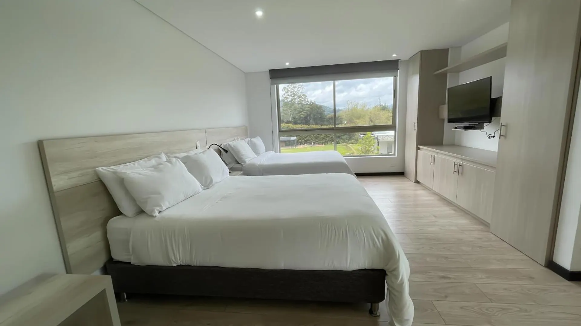 Mg Hotels & Suites Rionegro