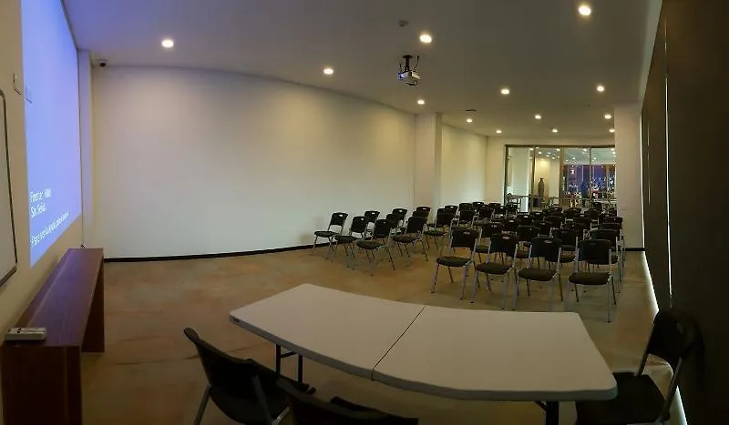 Mg Hotels & Suites Rionegro Colombia